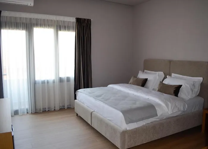 N'peze Otel